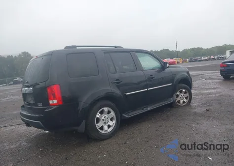 2010 Honda Pilot Touring z USA, uszkodzony, nr VIN 5FNYF4H84AB011640